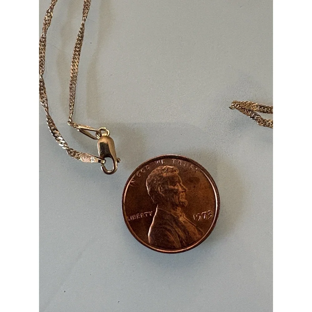 14k Gold Twisted Chain Necklace 2.22 Grams  18.5